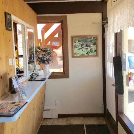 Budget Host Inn Iron Mountain