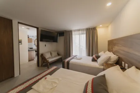 Punta Agave Suites Отели рядом с достопримечательностью «Templo of the Compa?ia de Jesus»