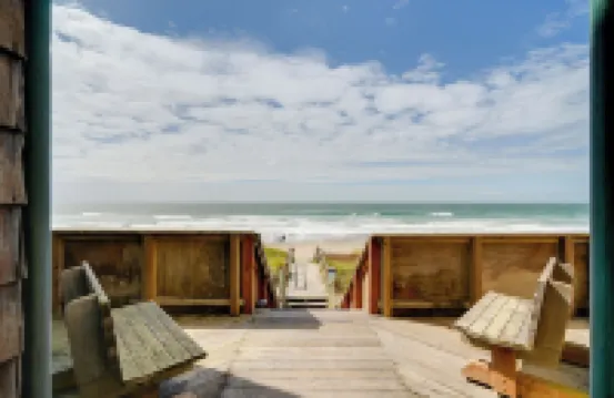 Oceanfront Watsonville Condo w/ Beach Access!