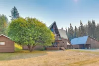 Remote Elk City Escape w/ Decks & Mtn Views! - parking