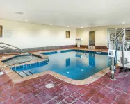 Comfort Suites Florence Shoals Area - Pools