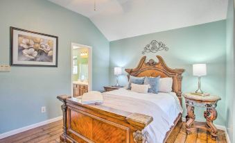 Family-Friendly Rowlett Home 23 Mi to Dallas