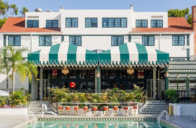 The Lafayette Hotel, Swim Club & Bungalows