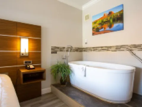 Wildflower Inn at Bell Rock Hotels in Village of Oak Creek