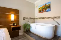 Wildflower Inn at Bell Rock