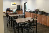 FairBridge Inn & Suites Williston - breakfast