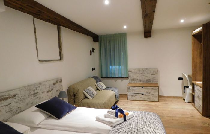 NicoMat Rooms