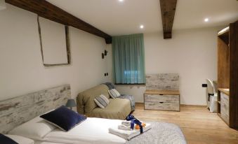 NicoMat Rooms - Housity