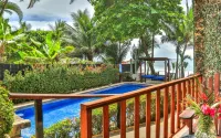 The Backyard Beachfront Hotel - con vistas al mar