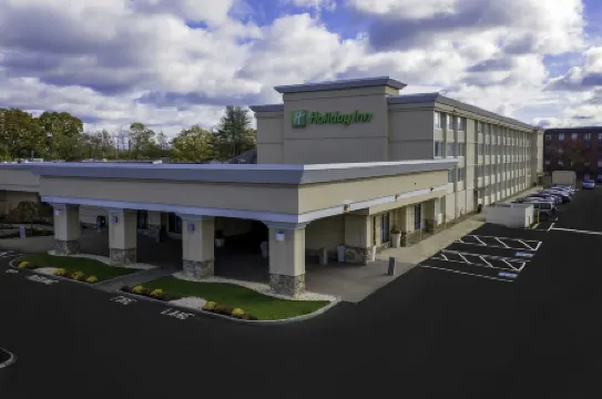 Holiday Inn & Suites Boston-Peabody by IHG