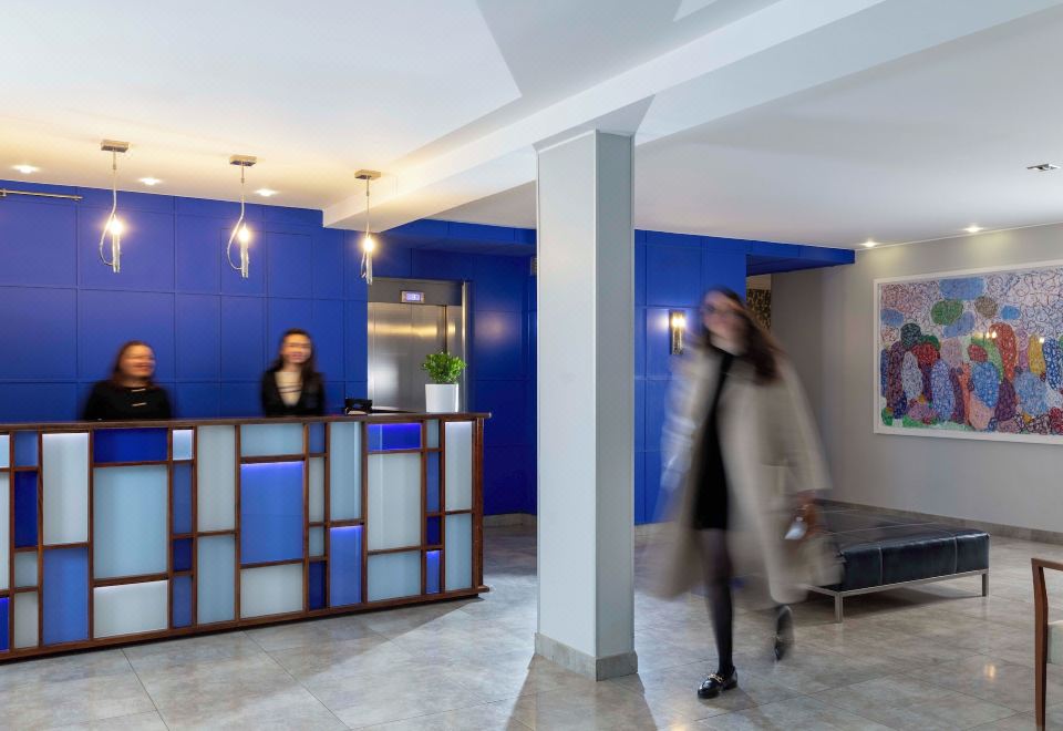 파리 호텔 정원 전망