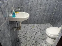 Beautiful Cozy 2 Bed Near Highway