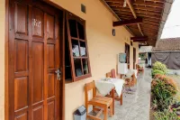 Penginapan Roro Mendut Syariah Hotels in Mungkid