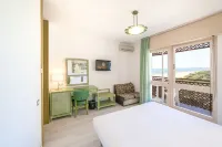 American Hotel