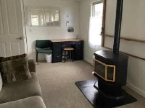 Bayview mobile, brightly renovated , ocean view, close to amenities .