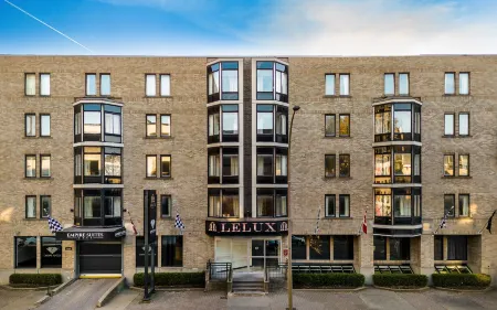 Lelux Hotel Отели рядом с достопримечательностью «Парк Жан-Драпо»