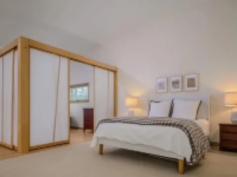 Contemporary Berkshire Home with Views of Taconic Golf Course Hotels in Williamstown