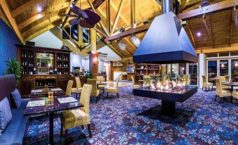 Grand Mercure Puka Park Resort