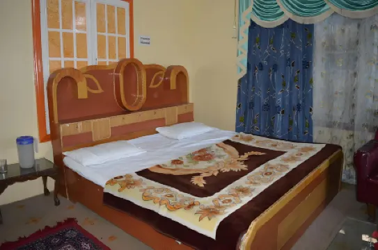 Hotel New Green View Ghulam