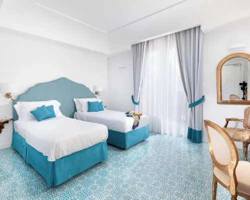 Estate4Home - de Pando Panoramic Suites 1096 فنادق في سكالا
