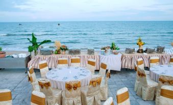 Villa Del Sol Beach Resort & Spa