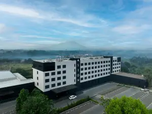 Aston Serang Hotel & Convention Center