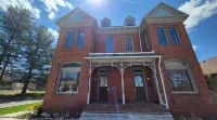 Charming historical apartment in the heart of down town art district of Ogden 베우스 트레일헤드 공원 주변 호텔