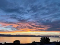 Charming 3-bedroom beach house, fabulous St. Charles, Idaho - Beautiful Views