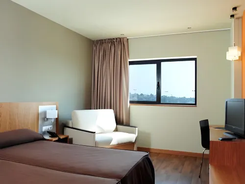 Hotel As Torrent - Cho phép mang theo thú cưng