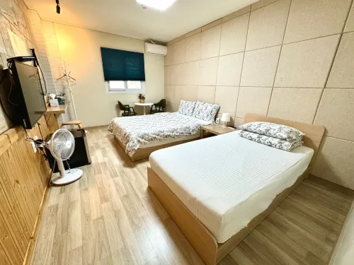Gyeongju BonghwangMansion - Hostels