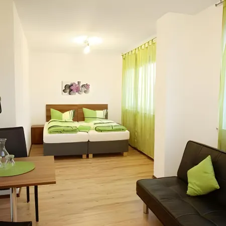 Hotel Olive Inn