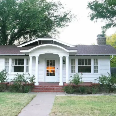 Pet-Friendly Craftsman Home w/ Fenced Yard, Garage, in Central Amarillo