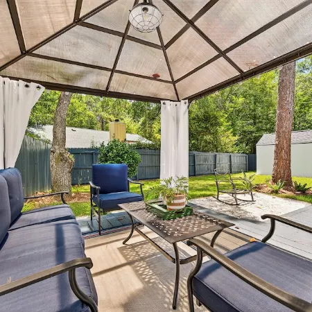 The Skipper’s Hideaway: Golf Course & Pool Oasis