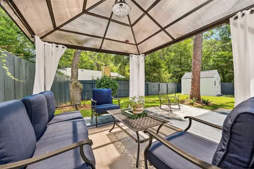 The Skipper’s Hideaway: Golf Course & Pool Oasis