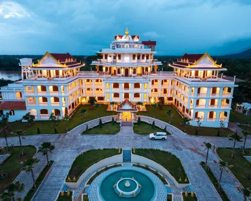 Champa Palace Hotel Hotel di Pakse