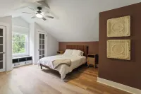 Charming 4-bedroom farmhouse in brilliant Roseland / The Hen House