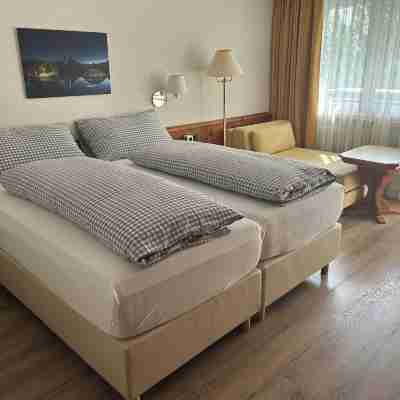 Hotel Adonis Rooms