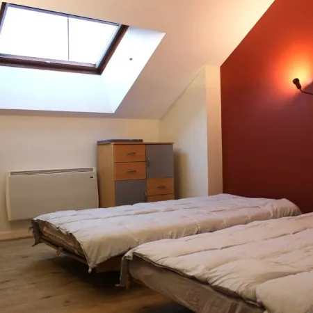 Spacious apartment with magnificent view and terrace, on the 1st floor of a villa.