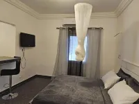 Studio Meublé à Yenne Dakar Auprès de la Plage Pied Dans L'eau