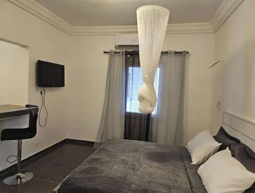 Studio Meublé à Yenne Dakar Auprès de la Plage Pied Dans L'eau