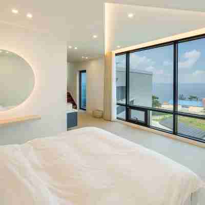 Gyeongju The Moon Aurora Pool Villa Pension Rooms