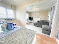 Stowaway Holiday Lodge St Merryn