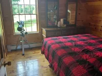 High View Lodge, log chalet with unparalleled views of Western Maine Mountains Hotels in Eustis