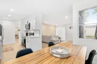 Spacious 2BR w/ Fast Wi-Fi + Parking in El Cajon