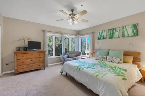 Tennis resort Townhome on longboat key by the Sea. Family and pet friendly