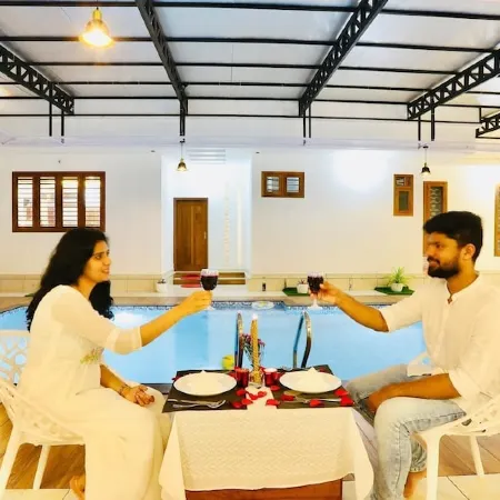 Love Shore Luxury Private Pool Villa near Thusharagiri Waterfalls