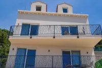 Peaceful Sea-View Villa Near Dubrovnik – Perfect for Families & Groups