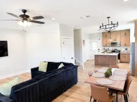 Lovely 3-bedroom house with AC in San Angelo: River's West Texas Escape