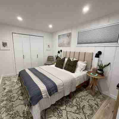 Chic Laguna retreat! Steps to beach, designer-furnished, with ocean-view yard. Rooms
