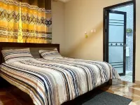 Cozy home a way from home. This home is clean and ultramodern. Hotel a 